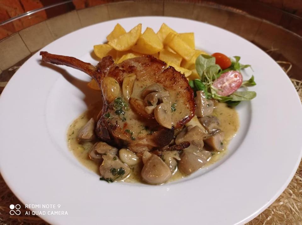 Penzion Zajecak Zaječí 外观 照片