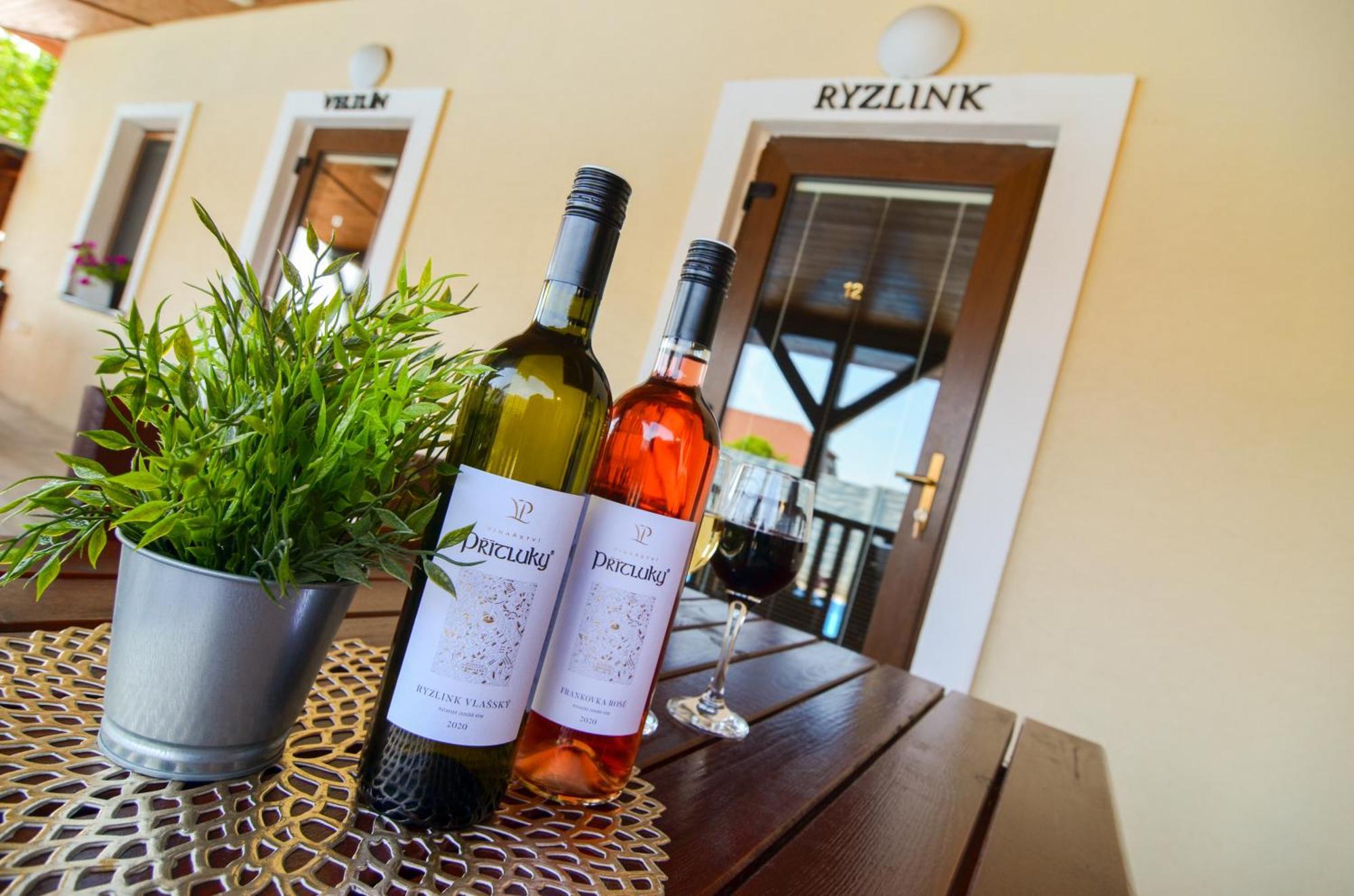 Penzion Zajecak Zaječí 外观 照片